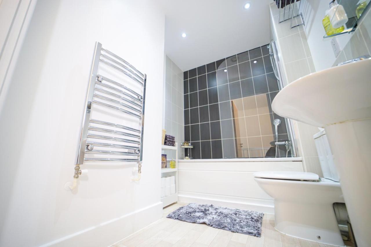 3 Bedroom House In Birmingham City Centre - Sleeps 6 Extérieur photo